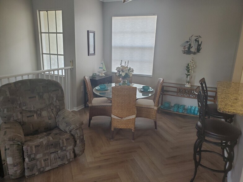 Building Photo - 5670 Bentgrass Dr