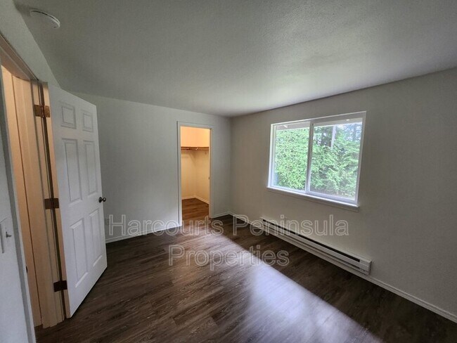 Building Photo - 3234 SE Goldmaur Ct
