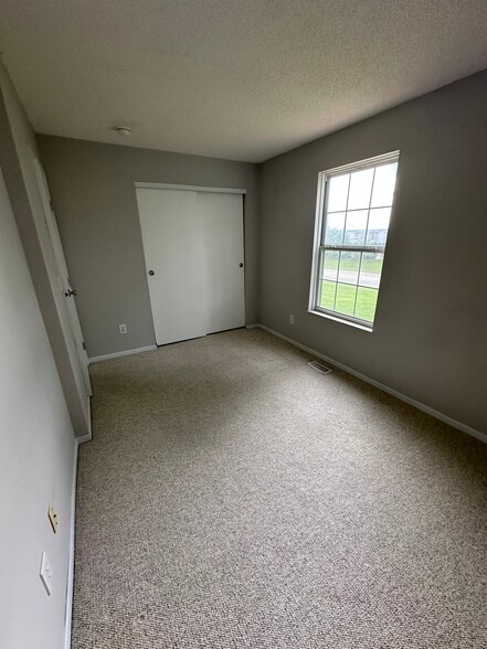 Building Photo - 1756 Bennigan Dr