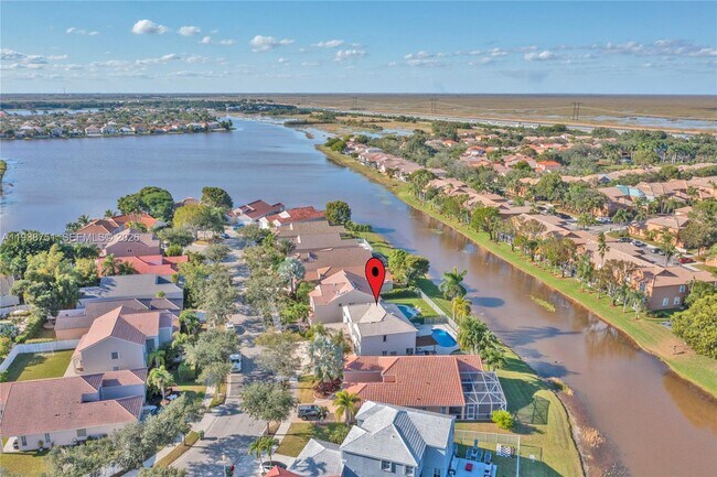 Building Photo - 1176 Cedar Falls Dr