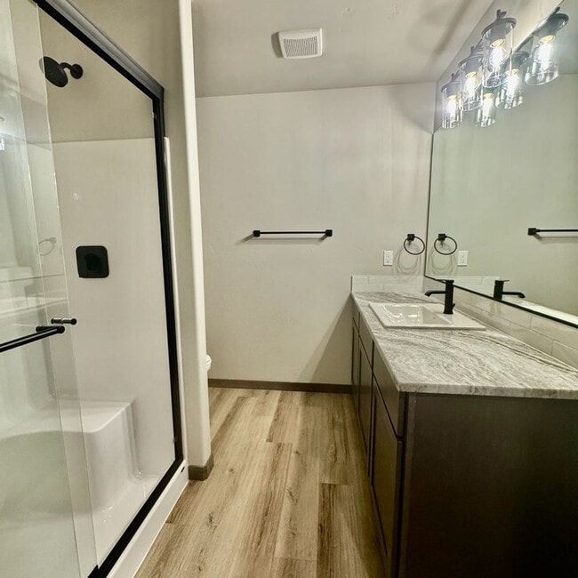 Building Photo - Brand new Townhome in heart of Rathdrum