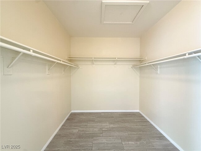 Building Photo - 9289 Mandeville Bay Ave