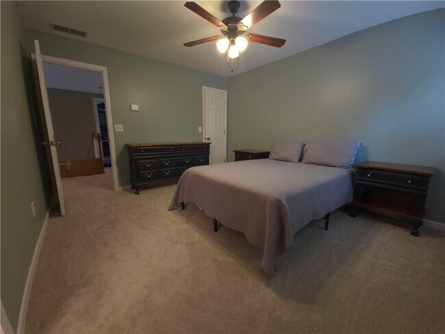 Building Photo - 9373 Kingston Crossing Cir