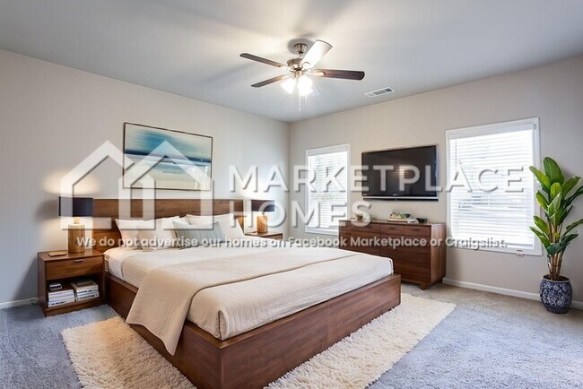 Building Photo - 232 W L Miller Dr