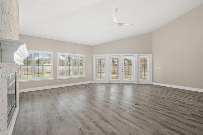 Building Photo - 113 Sea Garden Ct