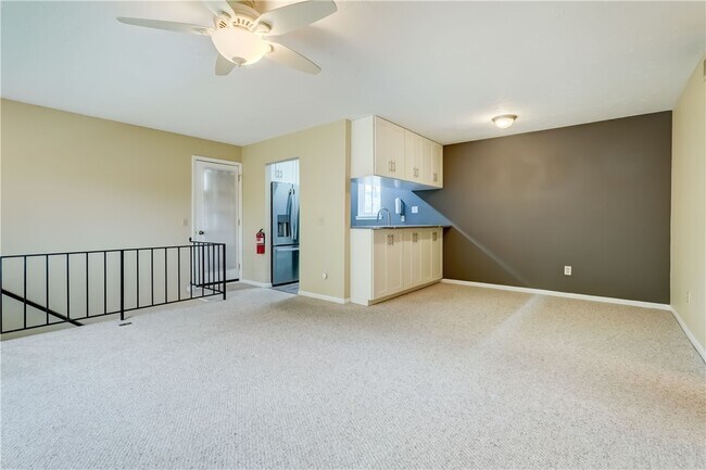 Building Photo - 584 Eastbrooke Ln