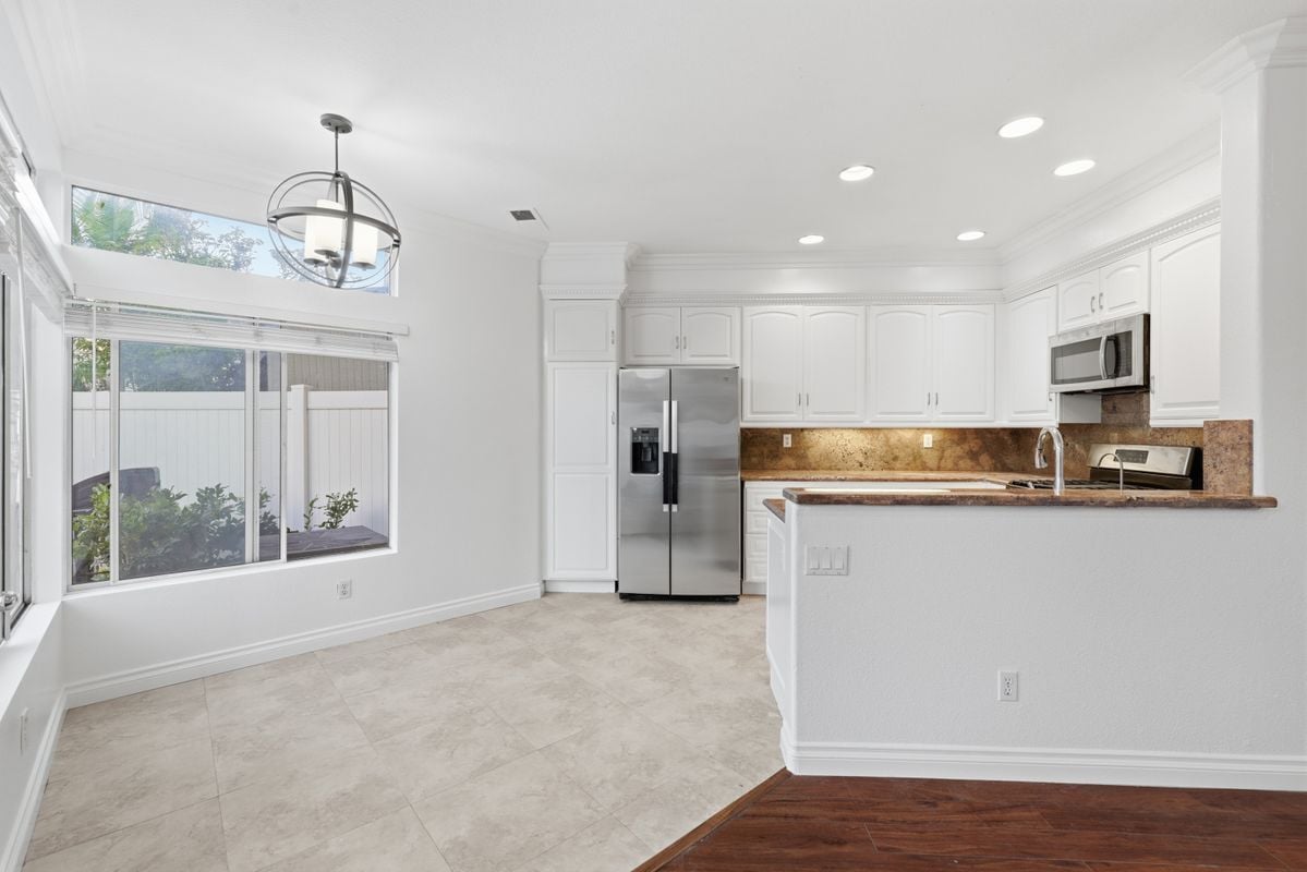 Building Photo - 8261 E Alpine Ct