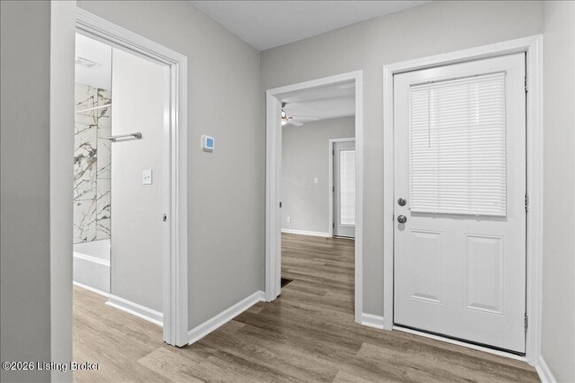 Building Photo - 1018 S 47th St