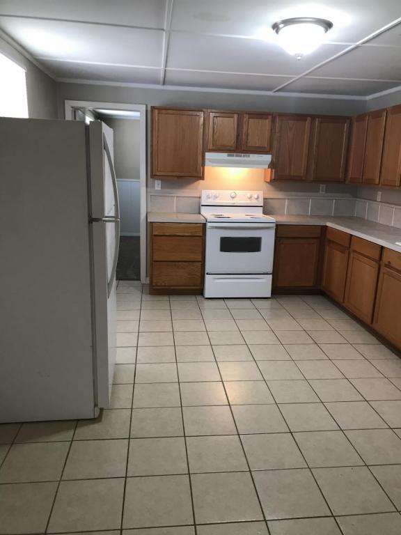 Building Photo - 103 Stevens St