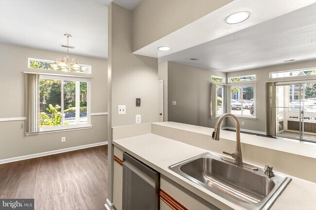 Building Photo - 12253 Fort Buffalo Cir