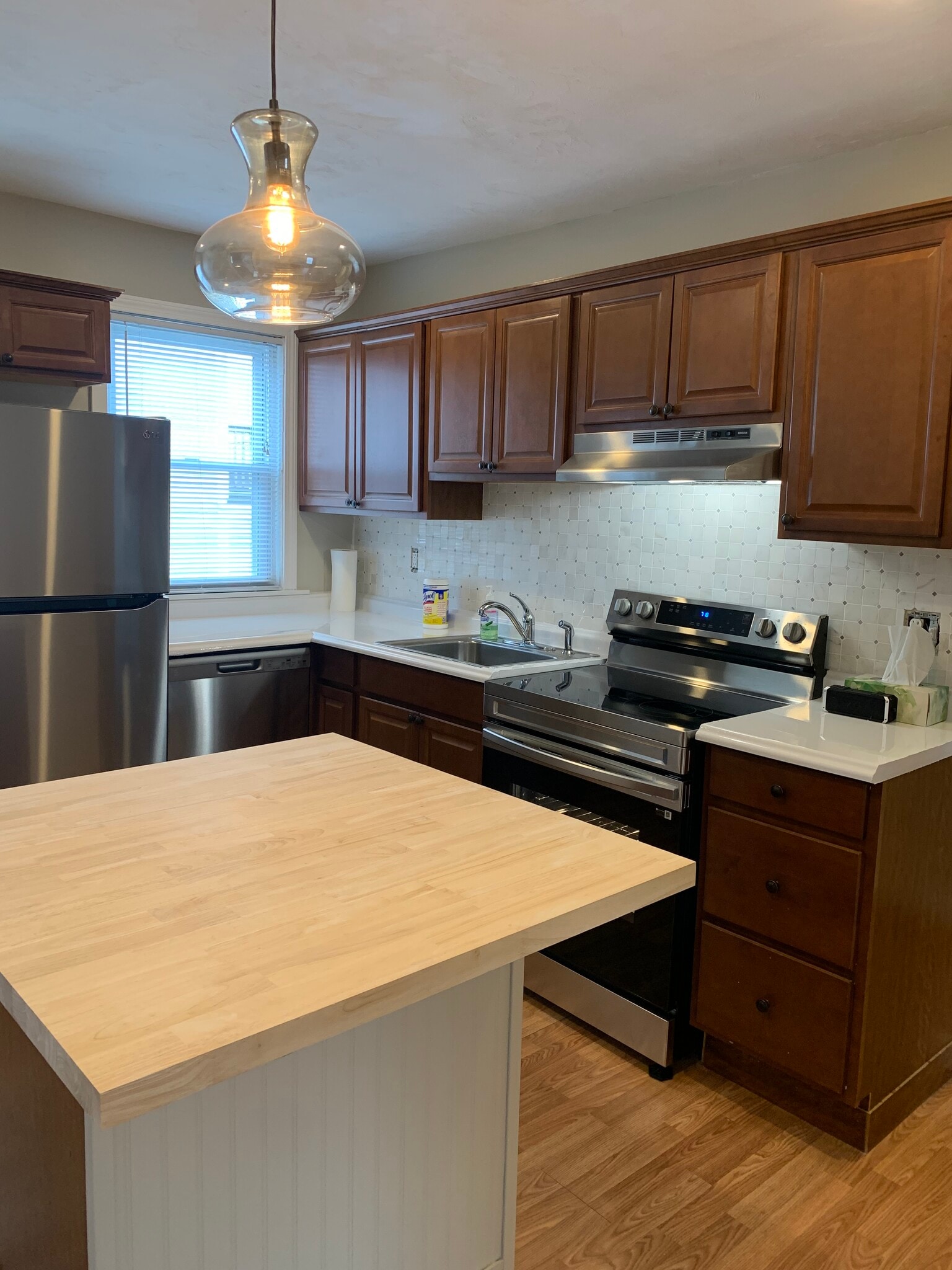 Kitchen - 5 Cordage St