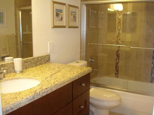 bathroom - 450 Egret Cir