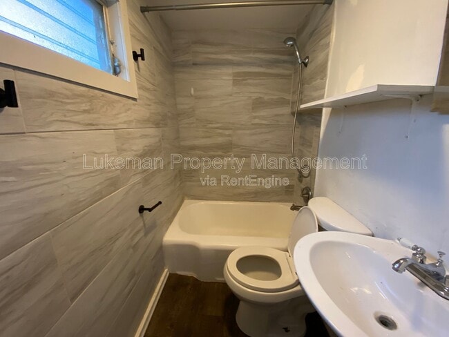 Building Photo - 727 Wheaton Ave