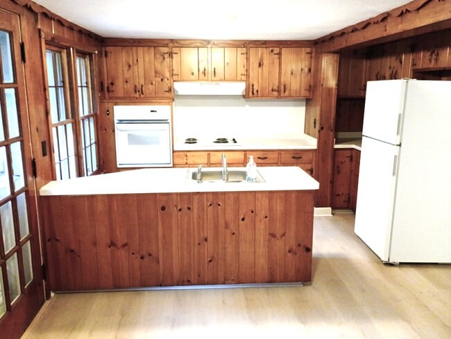 Building Photo - 3875 N Buffalo Rd