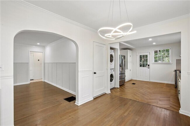 Building Photo - 1649 Beecher St SW