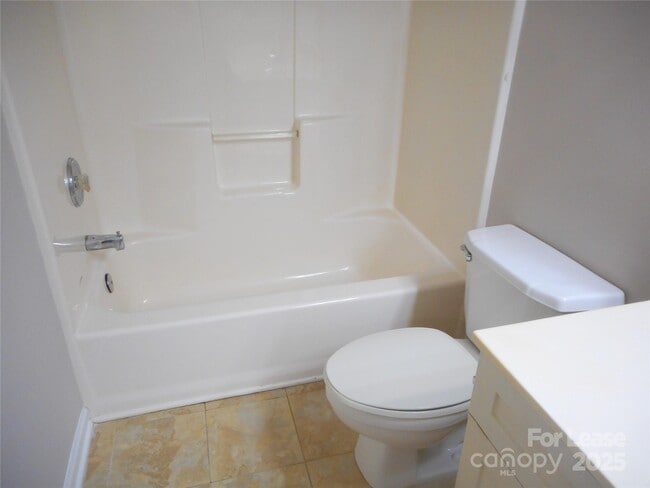 Building Photo - 9710 Elizabeth Townes Ln