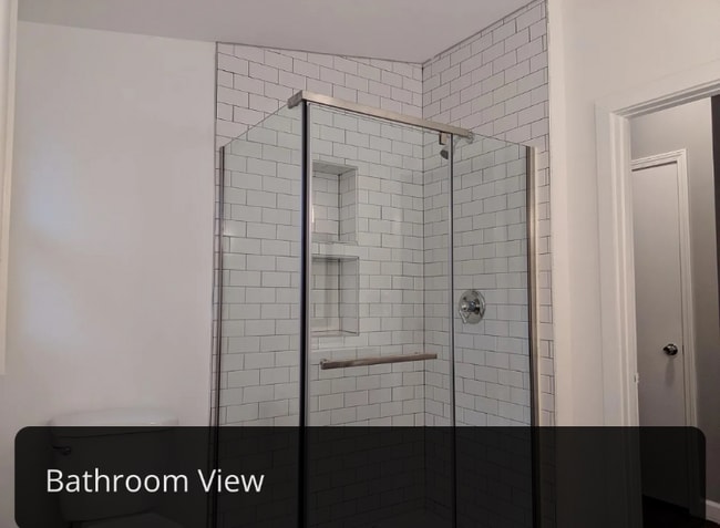 Building Photo - 2017 Kenwood Pl SE