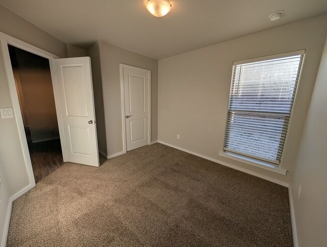 Building Photo - 1637 133rd St