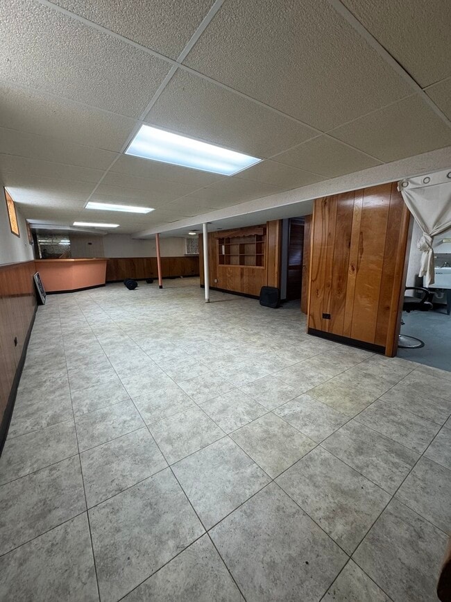 Building Photo - 7930 McVicker Ave