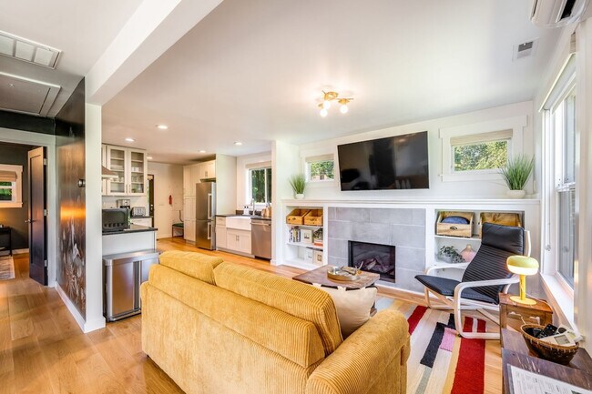 Building Photo - 2811 NW 87th St