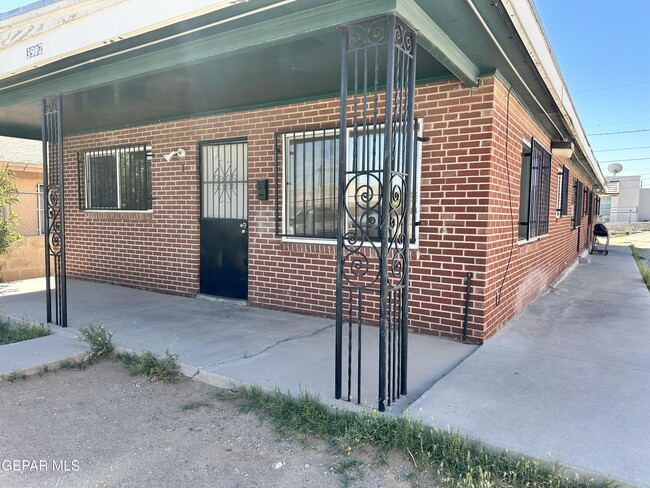 Primary Photo - 3912 Polk Ave