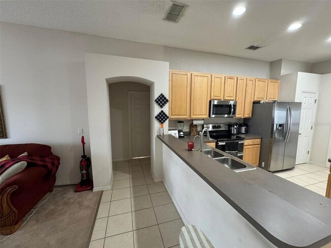 Building Photo - 800 Woodlark Dr