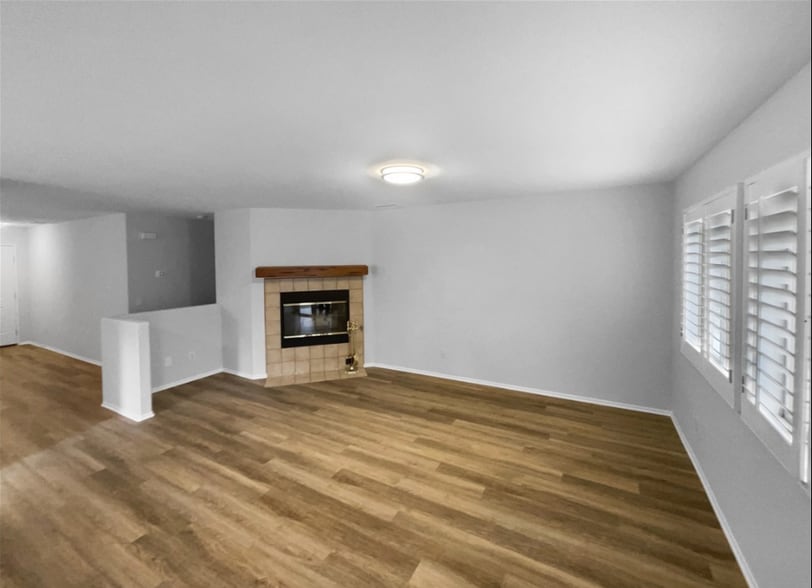 Building Photo - 758 Hillview St