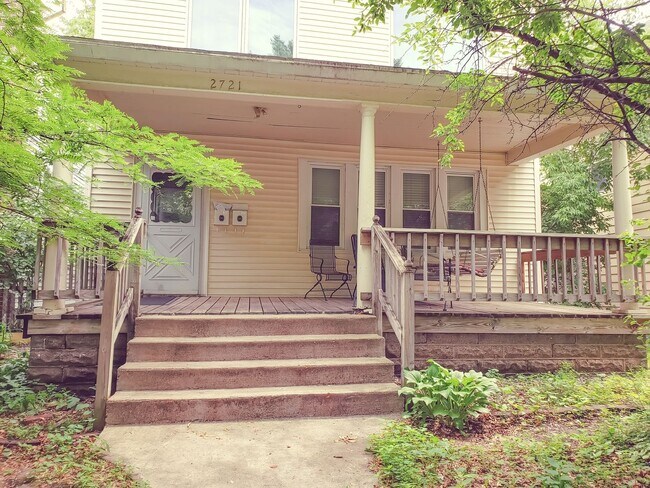 Building Photo - 2721 Fremont Ave S