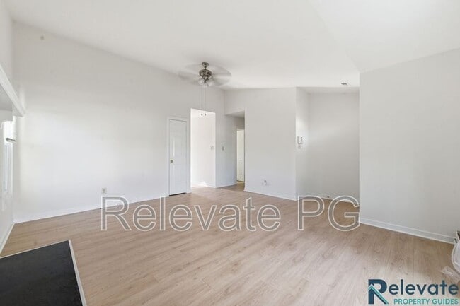 Building Photo - 2713 Chariot St