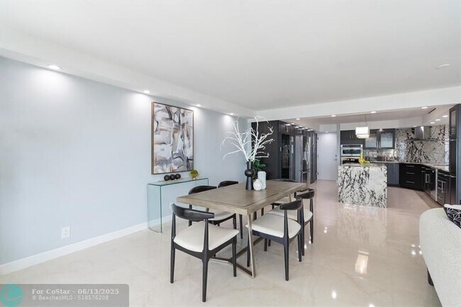 Building Photo - 4100 Galt Ocean Dr