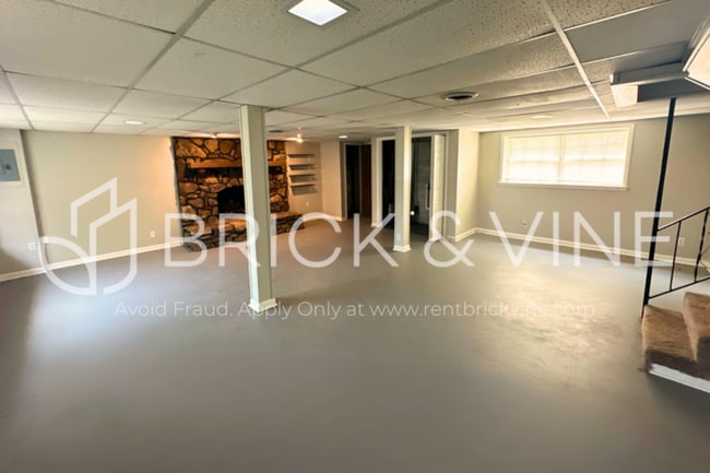 Building Photo - 2615 Novel Dr