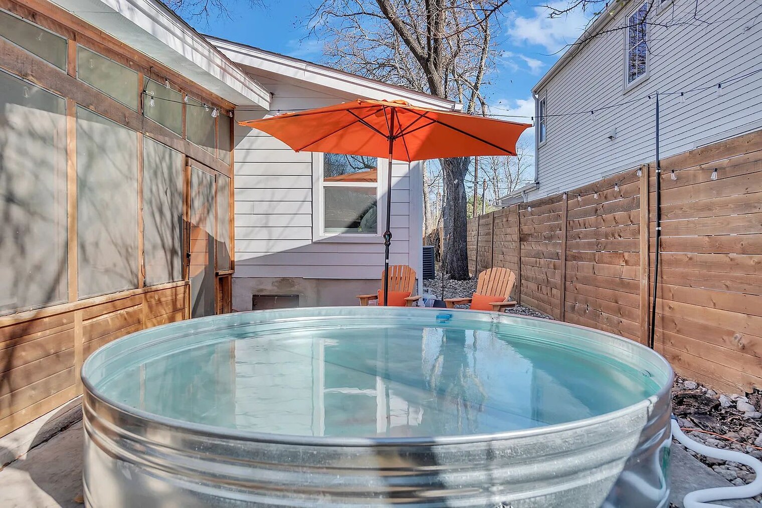 Building Photo - 4607 Sara Dr