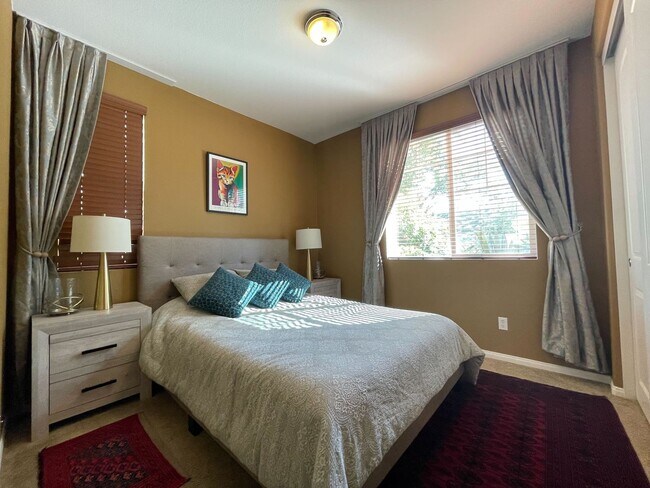 Building Photo - Spacious 5-Bedroom Retreat in Fallbrook’s ...