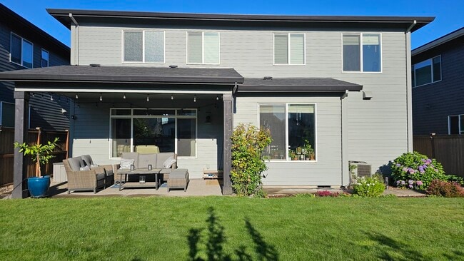 Building Photo - 4078 SE 70th Ave