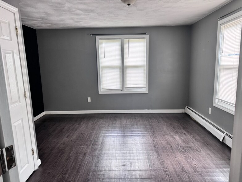 Building Photo - 235 Tremont St