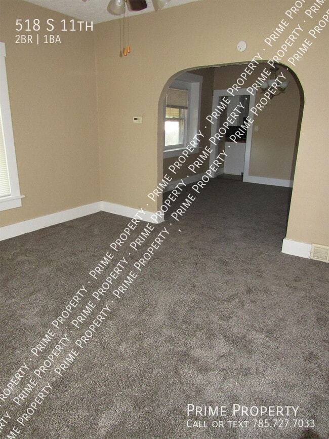 Building Photo - 518 S 11th-