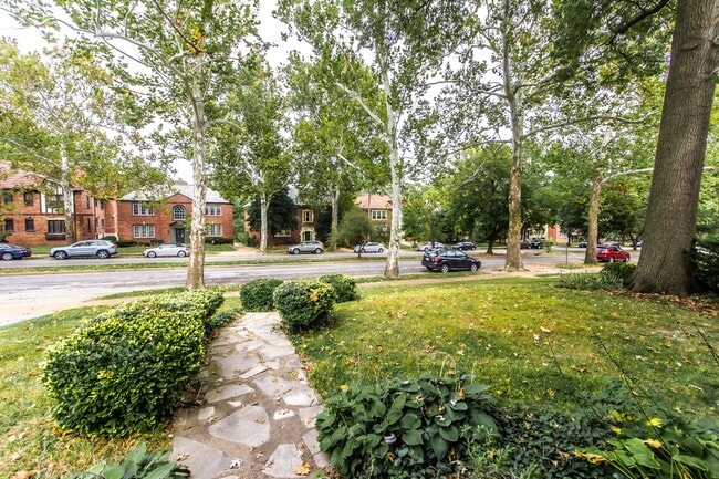Building Photo - 7366 Pershing Ave