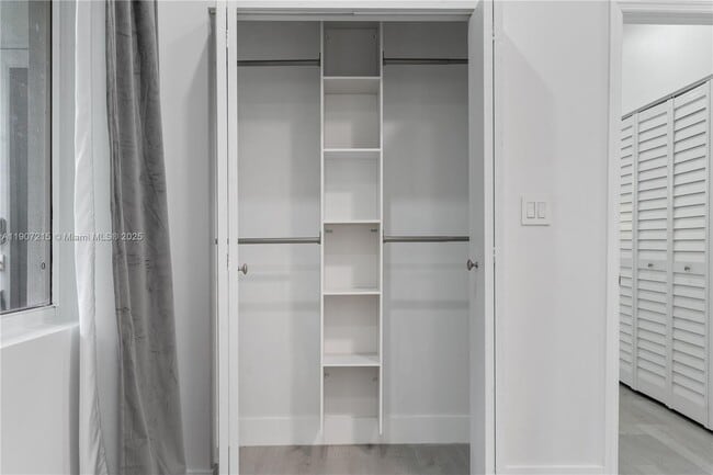 Building Photo - 5734 Buchanan St