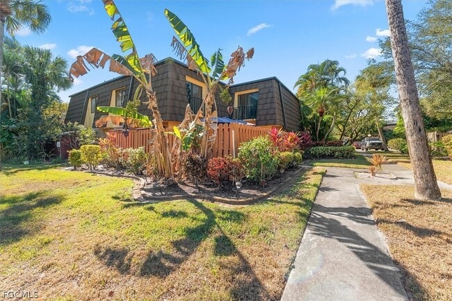 Building Photo - 4029 Sandlewood Ln