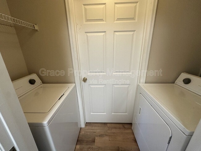 Building Photo - 12764 Ironstone Way