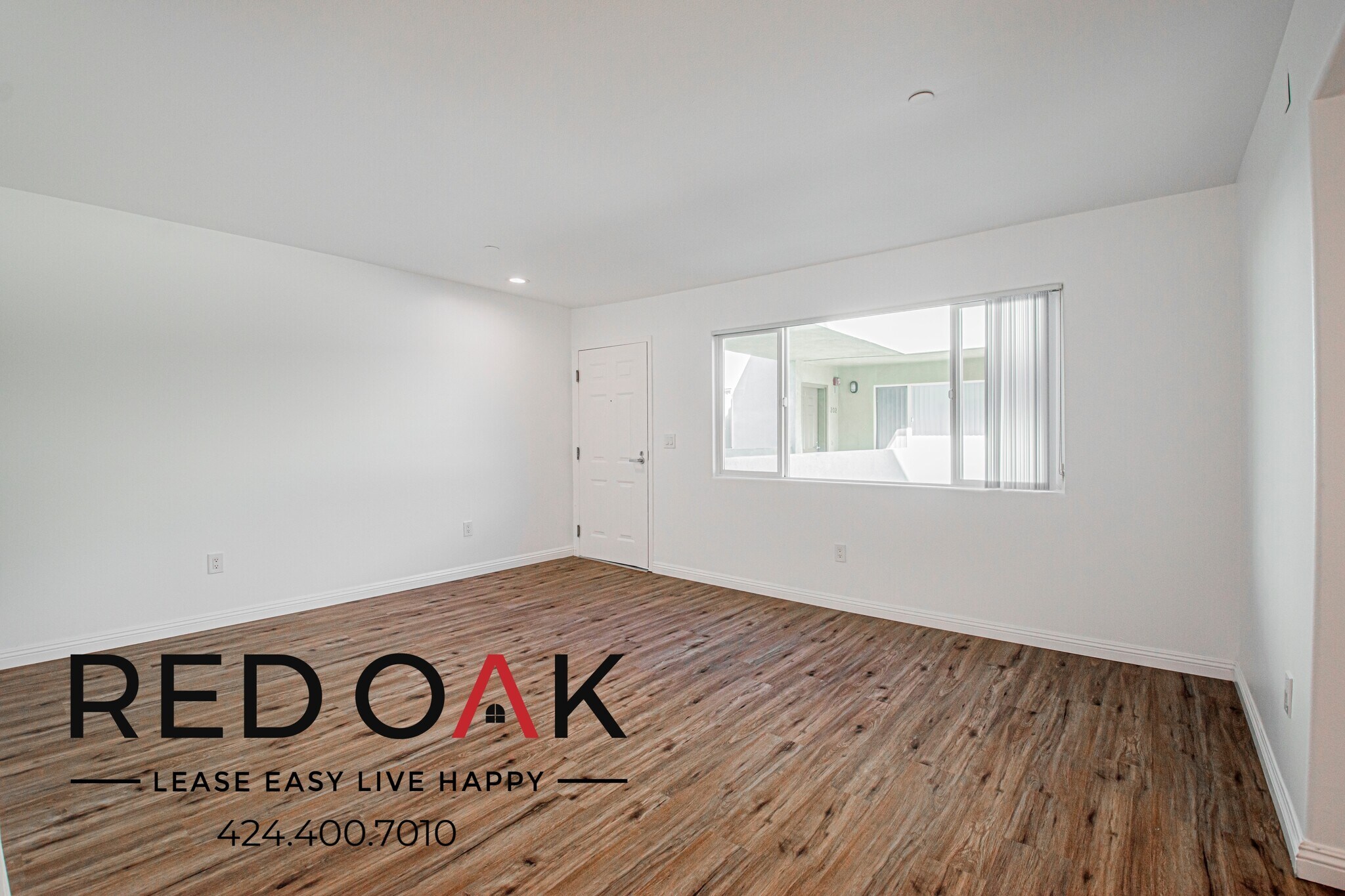 Building Photo - 326 S Westlake Ave