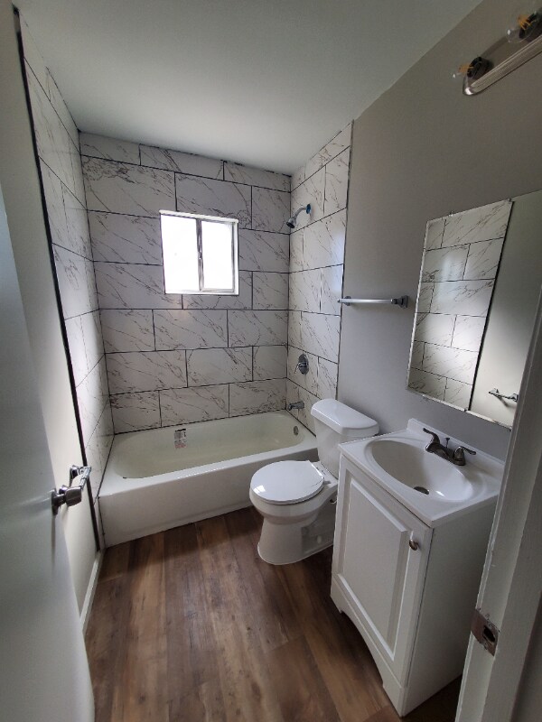 Building Photo - 605 E McLemore Ave