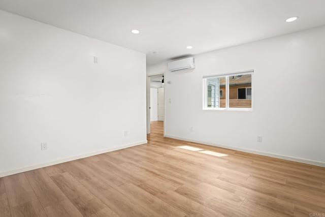 Building Photo - 212 Montgomery St