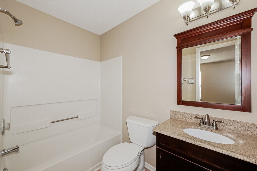 Building Photo - 14349 Black Farm Dr