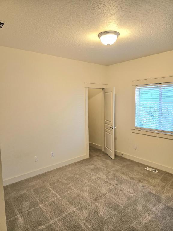 Building Photo - 9083 W Dalton Pl