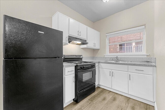 Building Photo - 118 N Westmoreland Ave