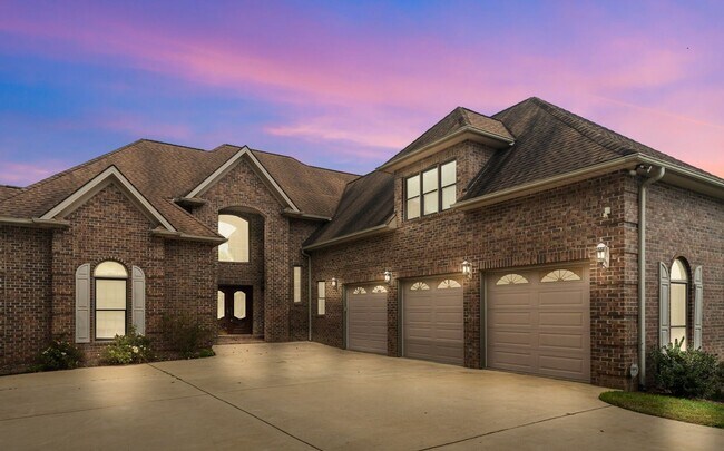 Building Photo - South AVL - Grand Residence in The Cotswolds Development