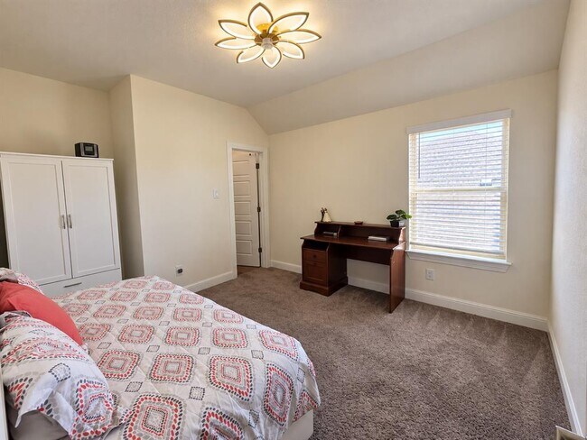 Building Photo - 1408 Saddlespur Ln