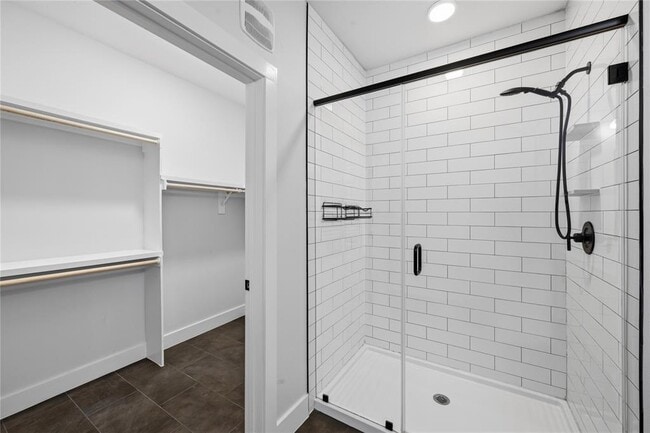 Building Photo - 3101 Govalle Ave
