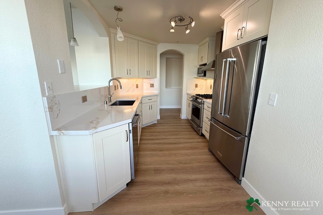 Building Photo - Remodeled Redwood Shores Home with Stunning Wide-Water Views